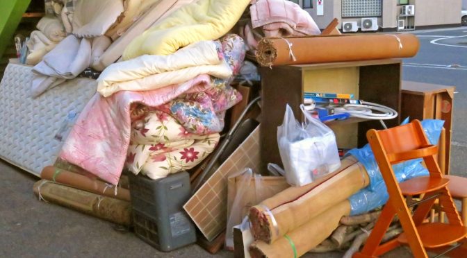 【豆知識】自宅から出る不用品回収の方法